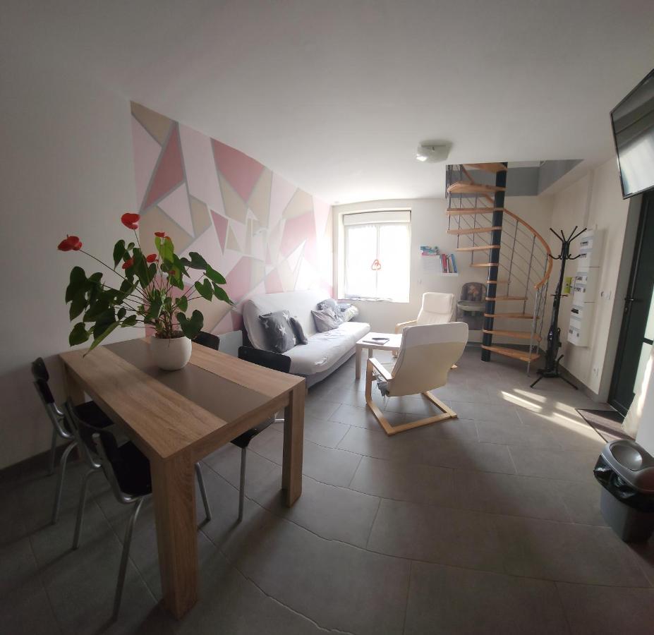 La Halte Des Trois Rivieres Apartment Plichancourt Luaran gambar